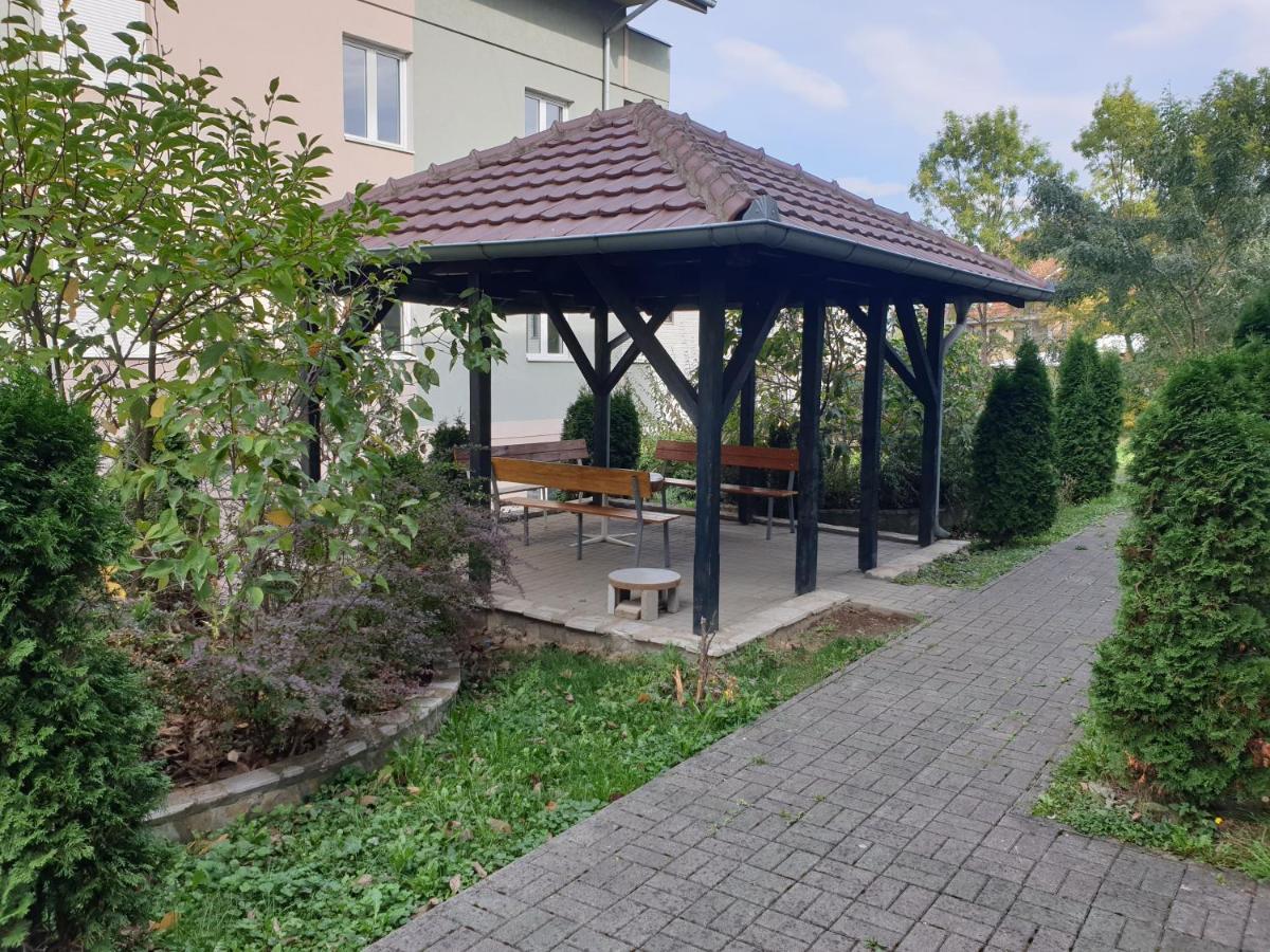 Studio Dunja Vrnjačka Banja 外观 照片